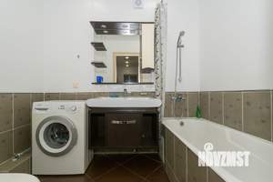 2-к квартира, вторичка, 58м2, 1/5 этаж