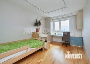 3-к квартира, вторичка, 82м2, 23/25 этаж