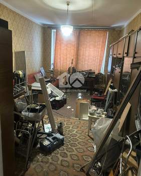 2-к квартира, вторичка, 56м2, 1/4 этаж