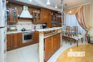 5-к квартира, вторичка, 133м2, 5/7 этаж