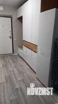 2-к квартира, вторичка, 52м2, 10/18 этаж