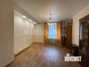 3-к квартира, вторичка, 85м2, 1/6 этаж