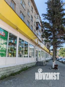 4-к квартира, вторичка, 62м2, 3/5 этаж