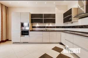 3-к квартира, вторичка, 138м2, 10/17 этаж