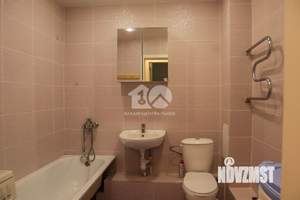 2-к квартира, вторичка, 69м2, 1/17 этаж