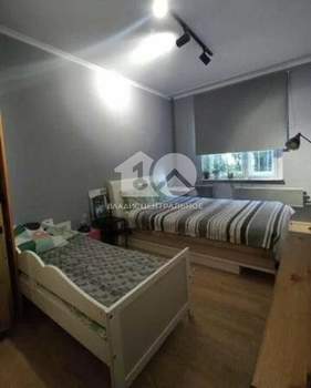 3-к квартира, вторичка, 62м2, 1/10 этаж