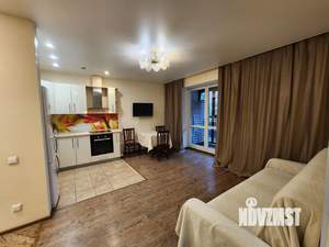 2-к квартира, вторичка, 53м2, 1/10 этаж