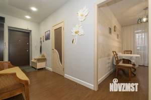 2-к квартира, вторичка, 58м2, 1/5 этаж