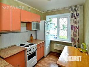 3-к квартира, вторичка, 60м2, 1/9 этаж