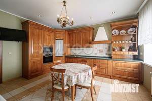 3-к квартира, вторичка, 117м2, 10/16 этаж