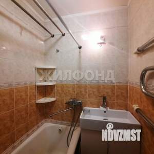 2-к квартира, вторичка, 43м2, 1/5 этаж