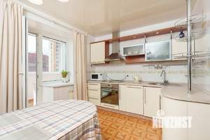 4-к квартира, вторичка, 92м2, 14/14 этаж