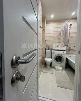 Студия квартира, вторичка, 28м2, 10/17 этаж