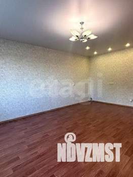 2-к квартира, вторичка, 58м2, 1/10 этаж