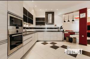 3-к квартира, вторичка, 138м2, 10/17 этаж